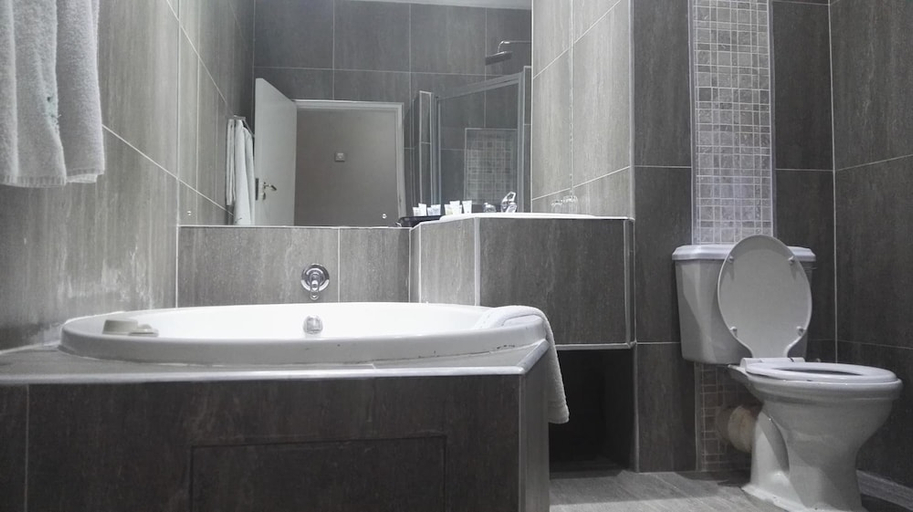 Bathroom 4, Chrismar Hotel Lusaka, Lusaka