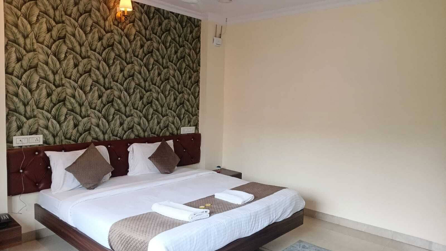 Room 2, Varo Inn, Satara