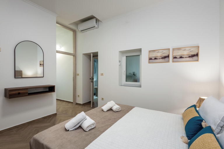 Room 5, Marilianas Apartment, Crete
