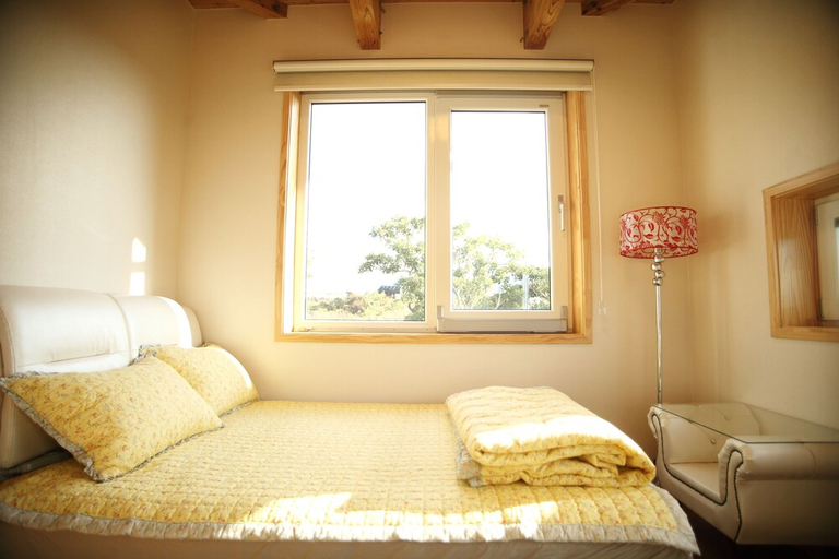 Bedroom 3, Jeju Lake Pension, Jeju