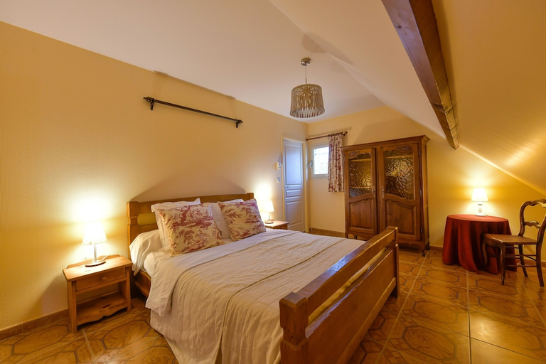Bedroom 4, Le clos champagnac at Hotel Golf Chateau de Chailly, Côte-d'Or