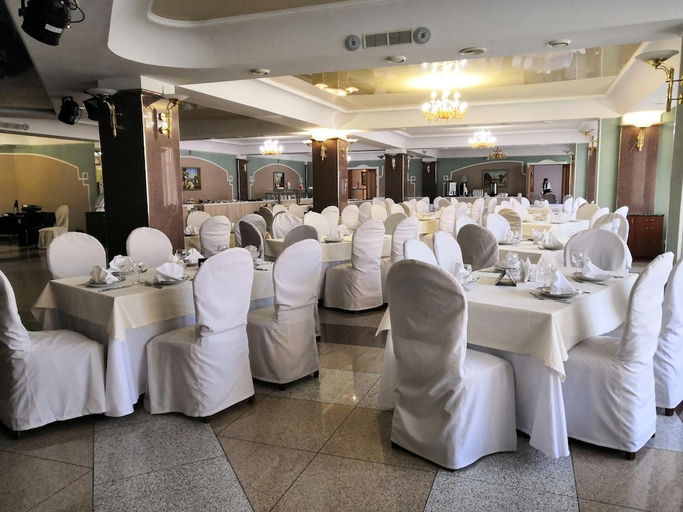 Food & Drinks, AMAKS Congress Hotel, Khabarovskiy rayon