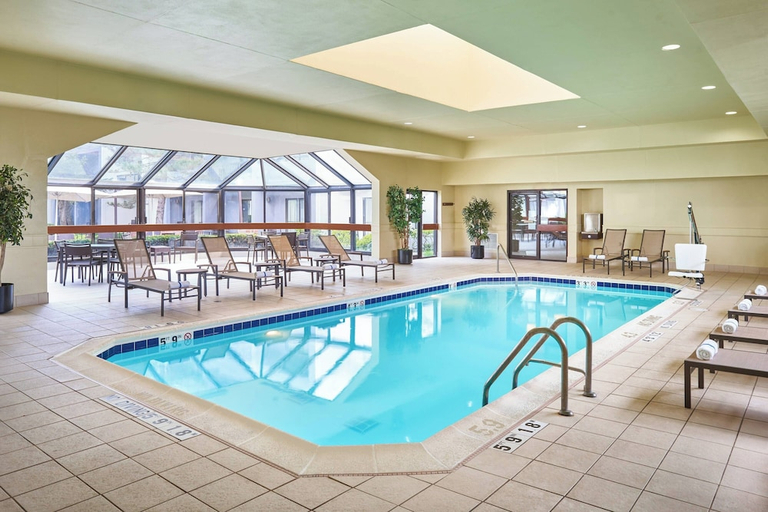 Sport & Beauty, Courtyard by Marriott Chicago Wood Dale, Dupage