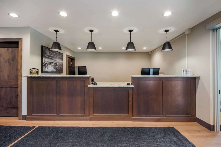 Public Area 2, SureStay Plus Hotel by Best Western Rexburg, Madison