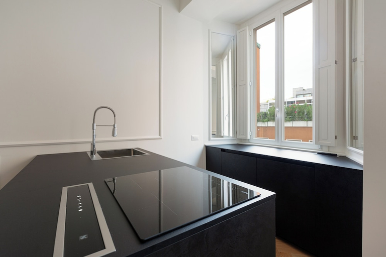 Others 5, San Fermo Apartment, Milano