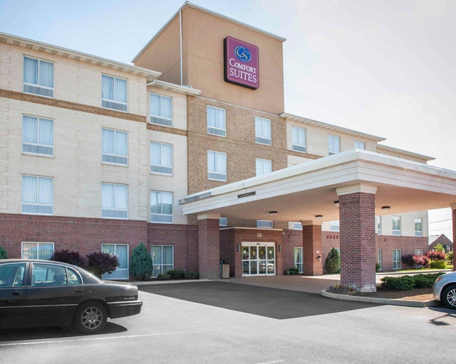 Exterior & Views 1, Comfort Suites Southport, Indianapolis