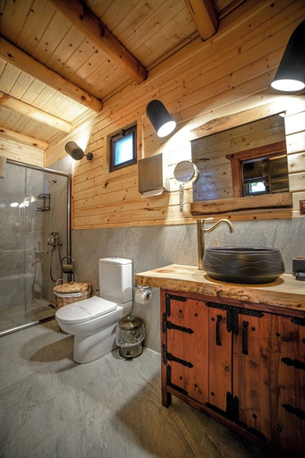 Bathroom 3, Pino Mar Luxury Bungalows, Erdek