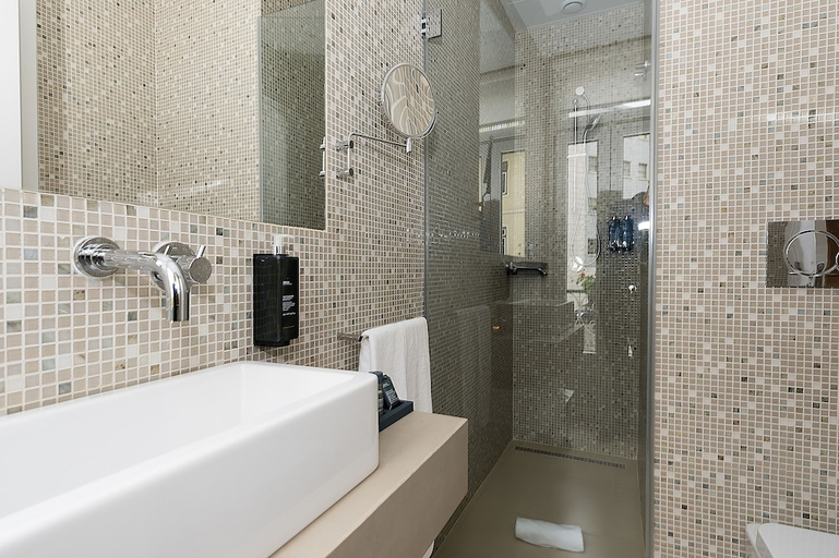 Bathroom 2, The Leaf Boutique Hotel Lisbon, Lisbon