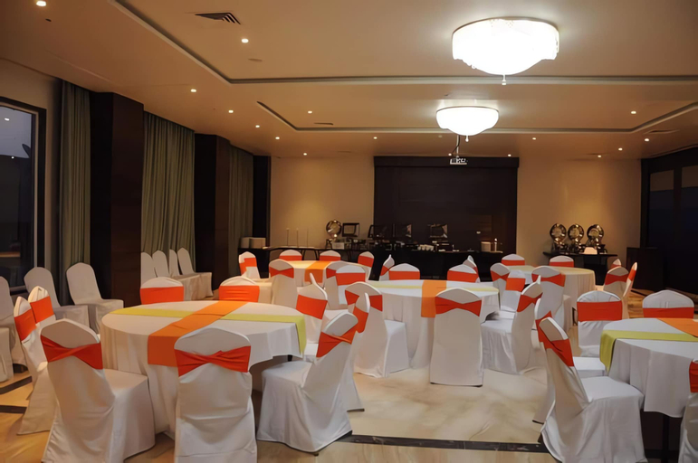 Banquet hall 2, 6 ONYX, Pune