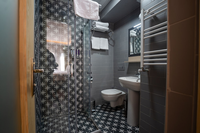 Bathroom 5, Best Hotel Kadikoy, Kadıköy