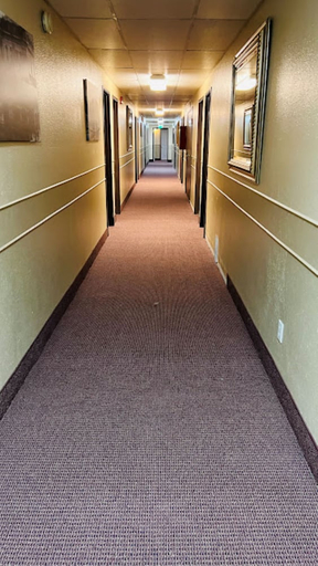 Public Area 3, Adventure Inn - Glenwood Springs, Garfield