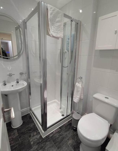 Bathroom 3, The Rosedene, Conwy