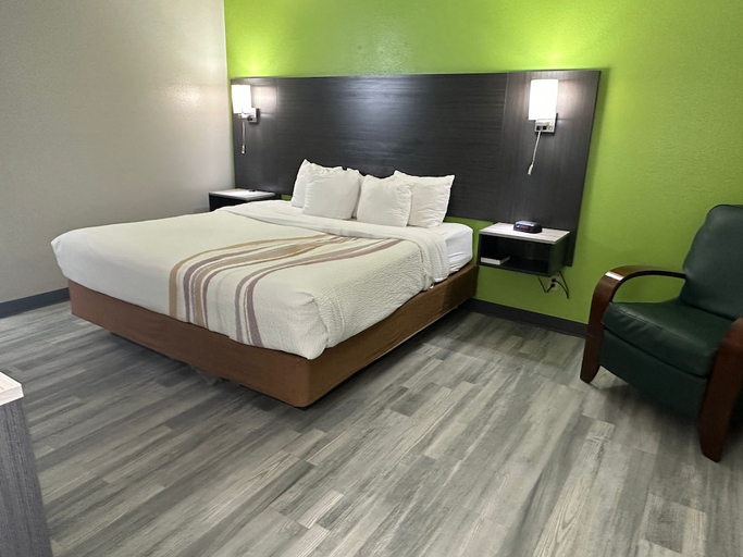 Bedroom 3, La Quinta Inn By Wyndham Omaha Southwest, Douglas