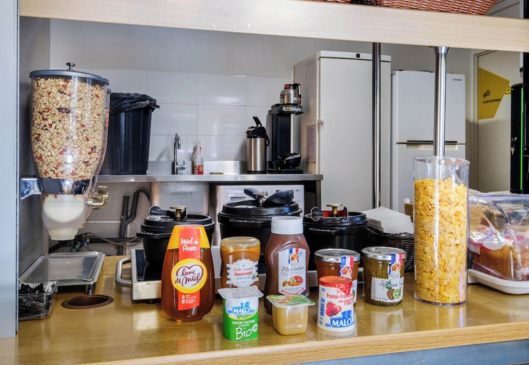 Food & Drinks 4, B&B HOTEL Villeneuve-Loubet Plage, Alpes-Maritimes