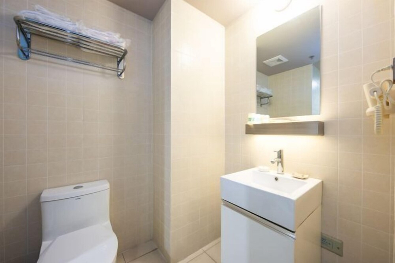 Bathroom 5, Jinjiang Inn Select (Nanjing Getang Metro Station Meli Square), Nanjing