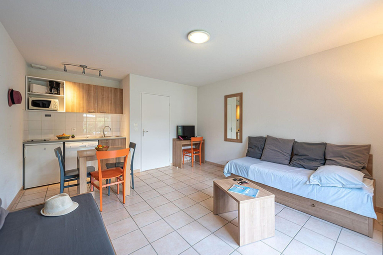 Primary image, Duplex Cottage with Pool for 4, Maine-et-Loire