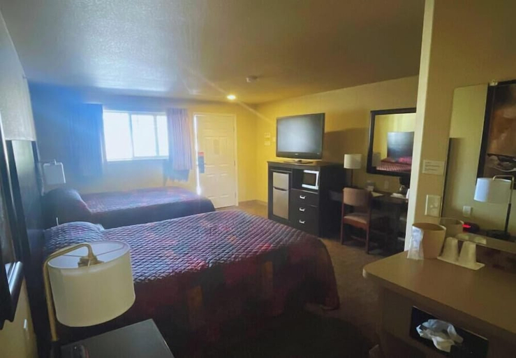 Bedroom 2, Gateway Inn, Idaho