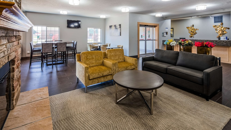 Public Area, Best Western Macomb Inn, McDonough