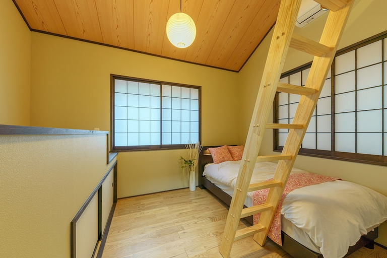 Bedroom 2, Yadoya Sen no Kawa, Taitō