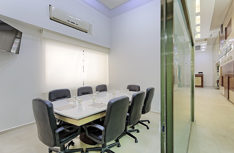 Business Facilities, Hotel Urban Express, Centro