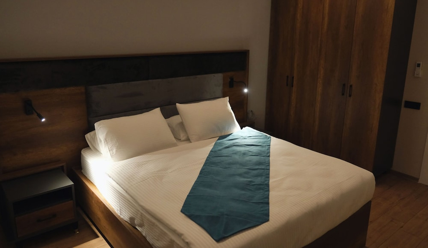 Bedroom 4, EXPO GARDEN HOTEL, Merkez