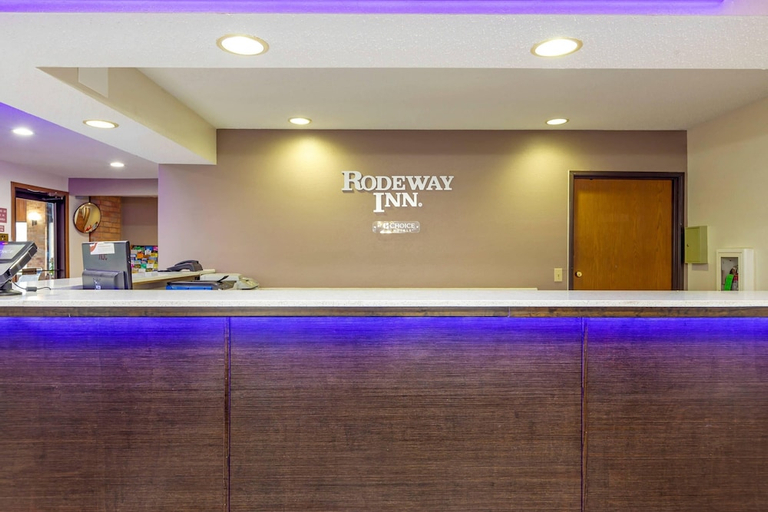 Public Area 2, Rodeway Inn Coopersville, MI, Ottawa