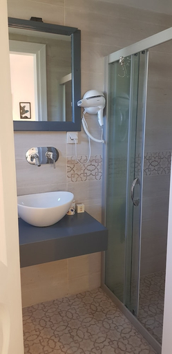 Bathroom 5, Adadayiz Otel, Bozcaada