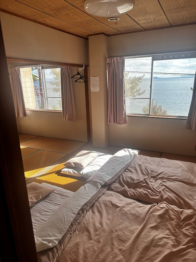 Bedroom 3, Pension Lakeside, Ōtsu
