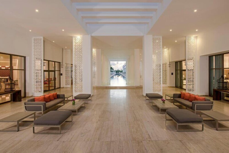 Public Area 5, Platinum Yucatan Princess Adults Only - All Inclusive, Cozumel