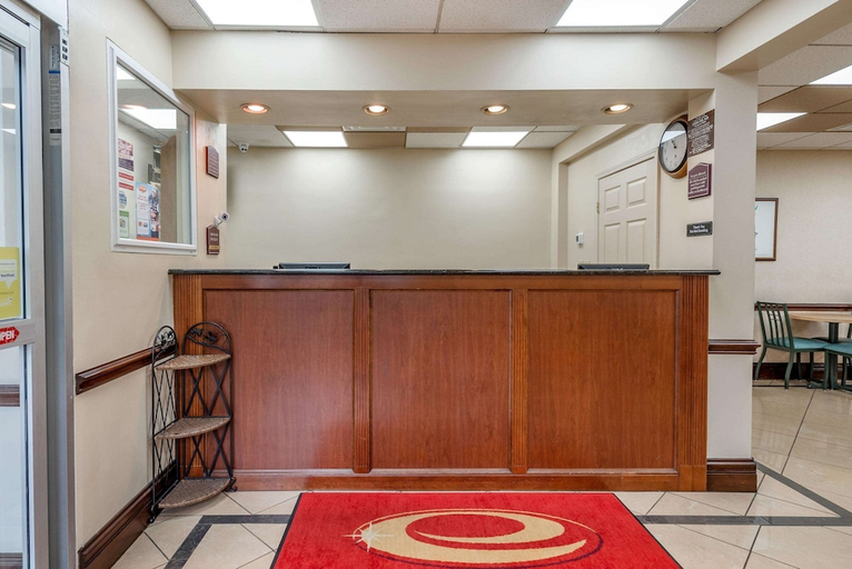 Public Area 2, Econo Lodge Louisville Downtown, Jefferson