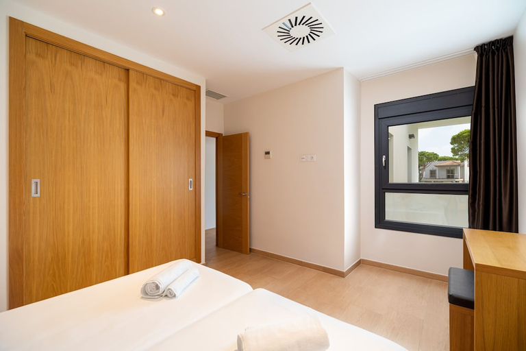 Bedroom 3, Apartamentos Al Sur Vacaciones - by Grupo Tribu, Cádiz
