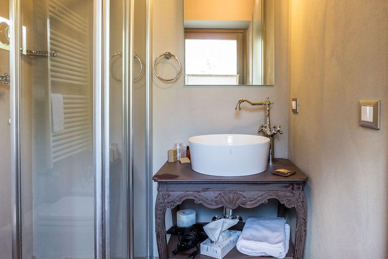 Bathroom 5, La Maison de Vì, Piacenza