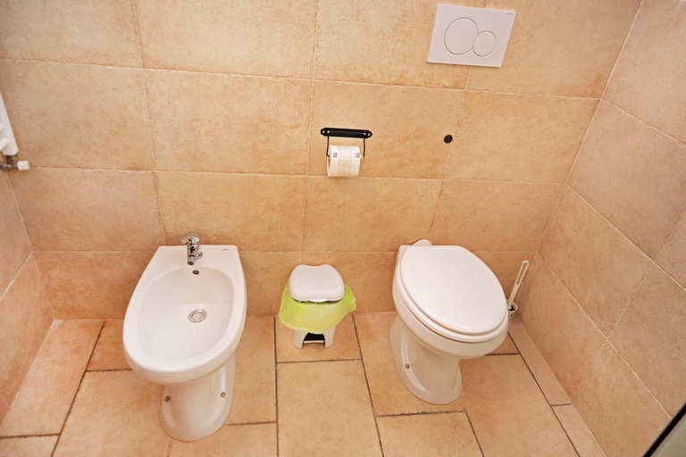 Bathroom 4, Agriturismo Masseria Alberotanza, Bari