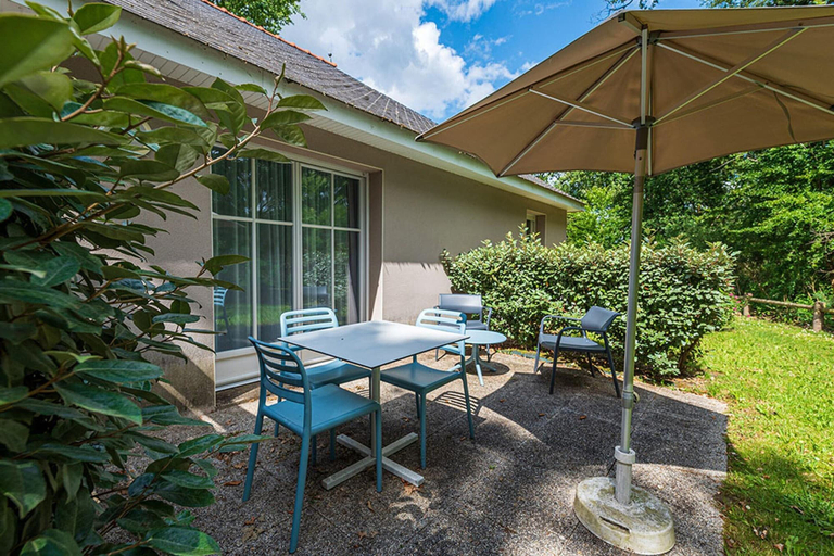 Balcony 4, Duplex Cottage with Pool for 4, Maine-et-Loire