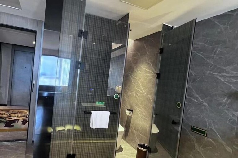 Bathroom 4, ウィーンホテル(), Laibin