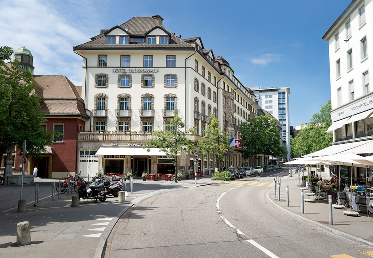 Others 5, Glockenhof Zürich, Zürich