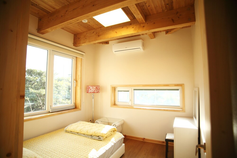 Bedroom 4, Jeju Lake Pension, Jeju