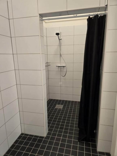 Bathroom 2, Storaekeberg Vandrarhem & Camping, Skara