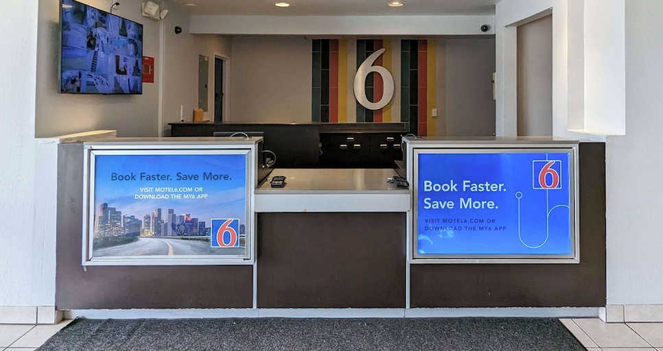 Public Area 2, Motel 6 Danvers, MA - Boston North, Essex