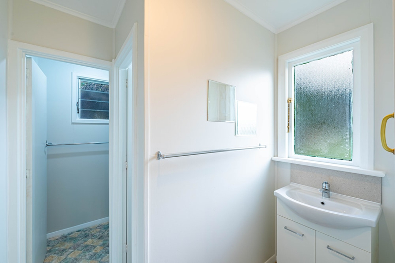 Bathroom 3, The Camp - Lake Hawea, Queenstown-Lakes