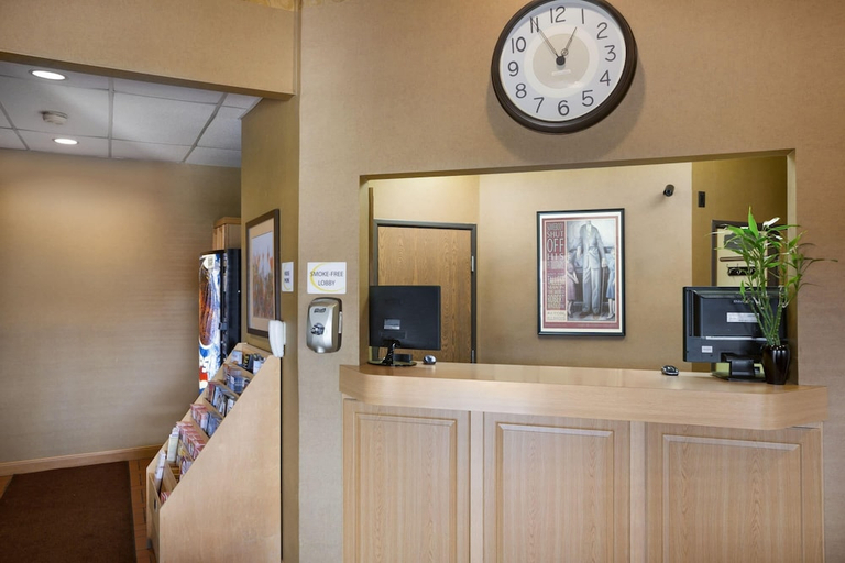 Public Area, Super 8 by Wyndham Alton, Madison