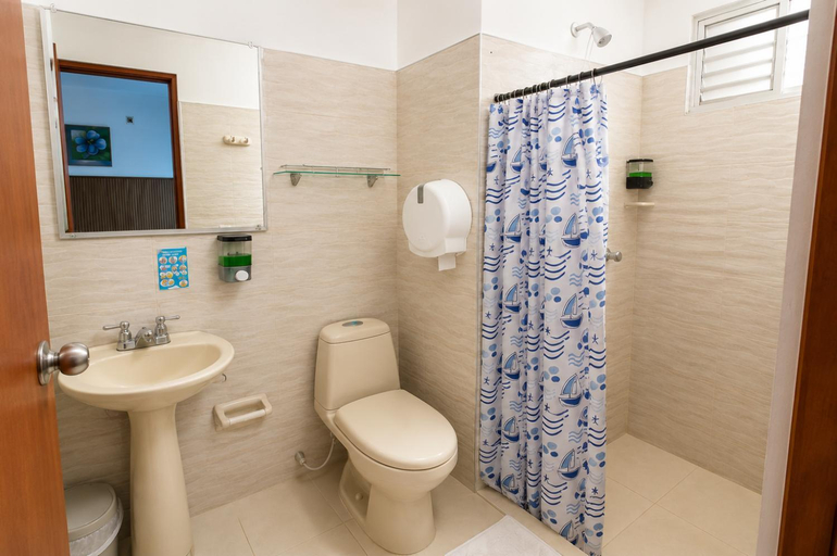 Bathroom 4, La Rivera Playa Palomino, Riohacha