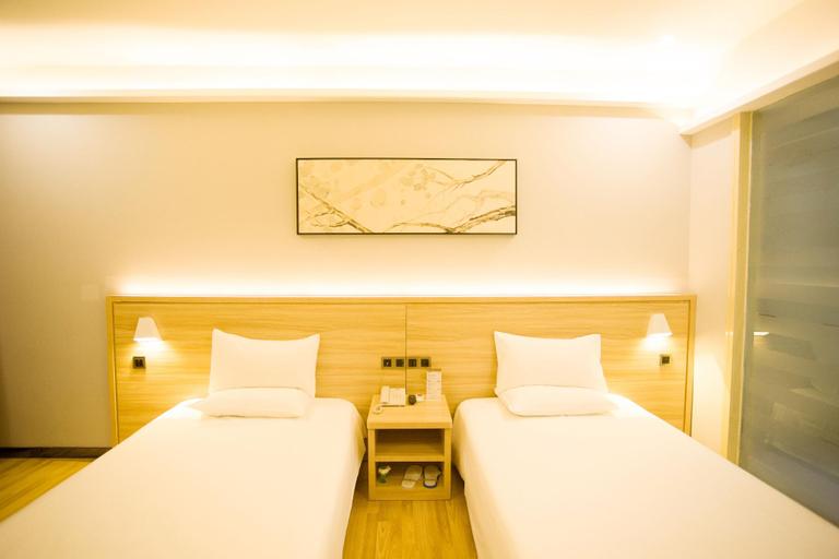 Bedroom 2, Hanting Shenzhen Dongmen Pedestrian Street Hotel, Shenzhen