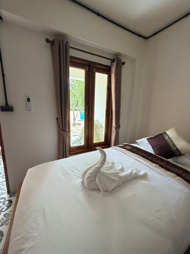 Bedroom 2, Mountain Blues Hotel, Pai