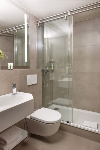 Bathroom 4, EVERNESS Hotel and Resort, Nyon