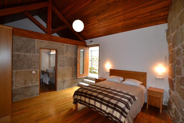 Bedroom 2, Casa de Santa Cristina, Marco de Canaveses