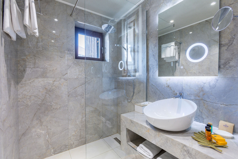 Bathroom 5, Alpin Resort Hotel, Brasov