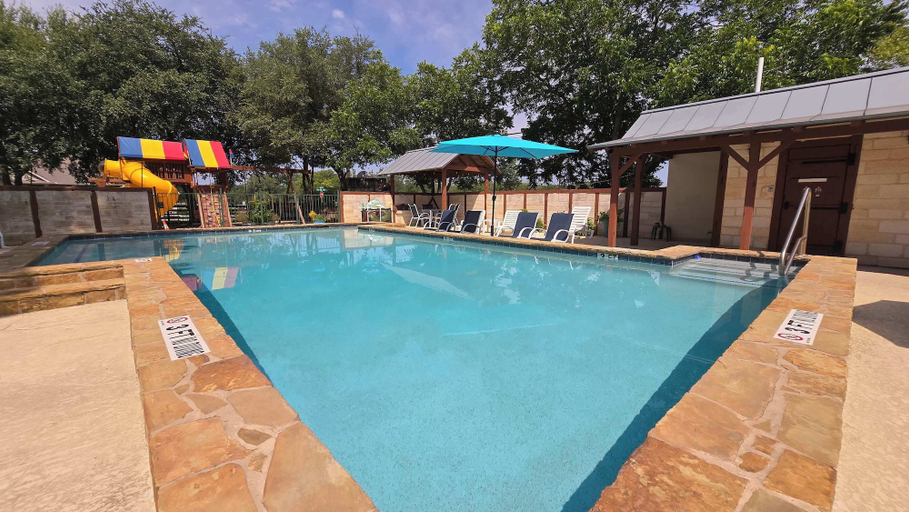 Pool 2, Sonora Gruene Cottages Studio, Comal