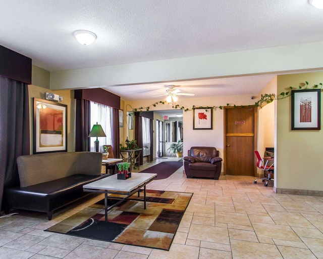 Public Area 2, Quality Inn & Suites Ottumwa North, Wapello