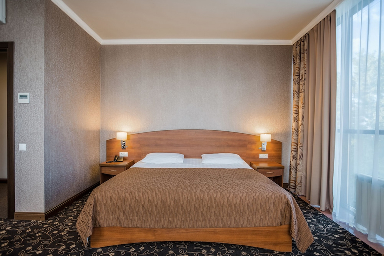 Bedroom 2, Armenia Hotel, Vysokogorskiy rayon